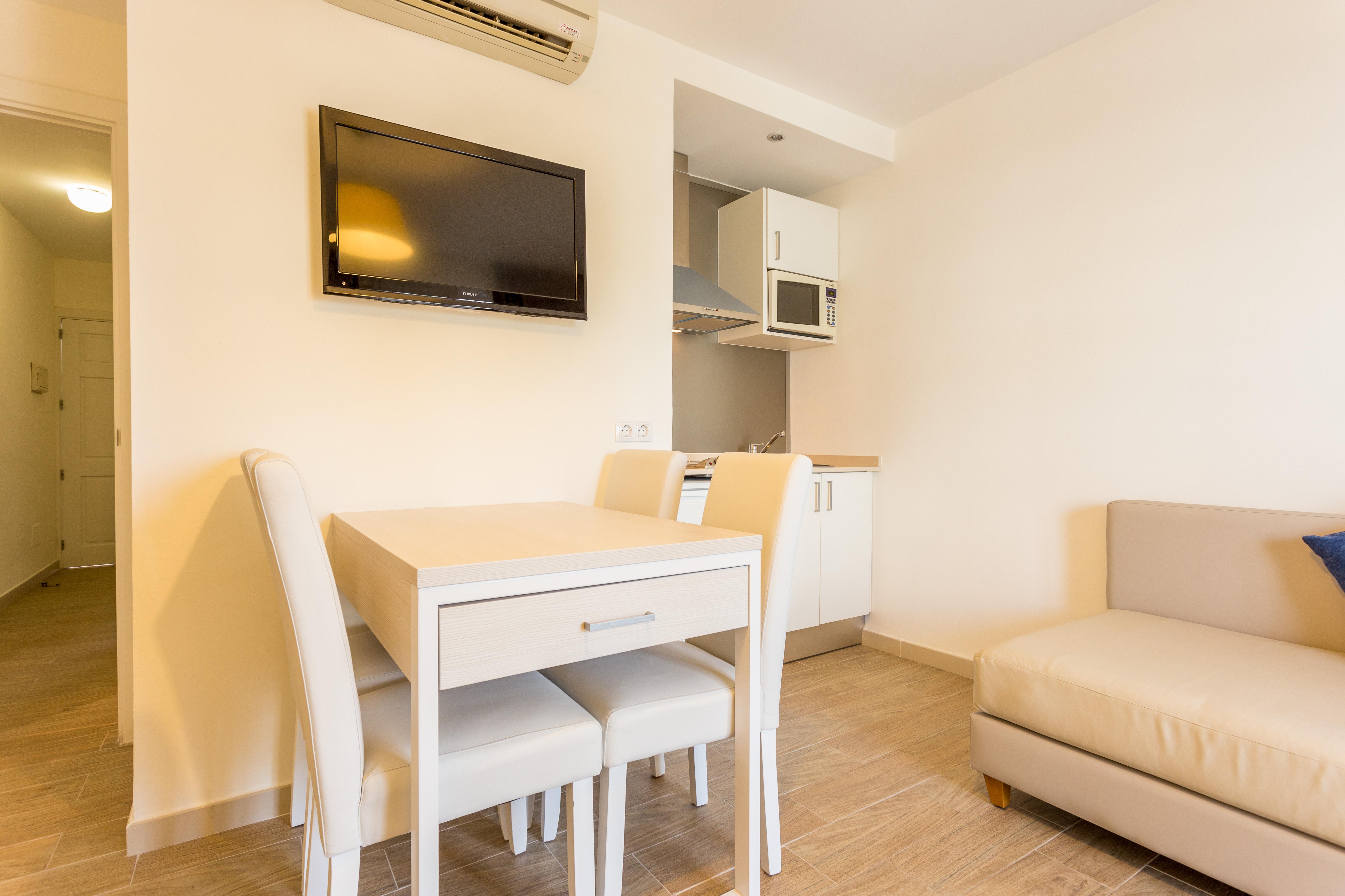 Ferrer Janeiro Hotel & Spa Кан Пикафорт Екстериор снимка