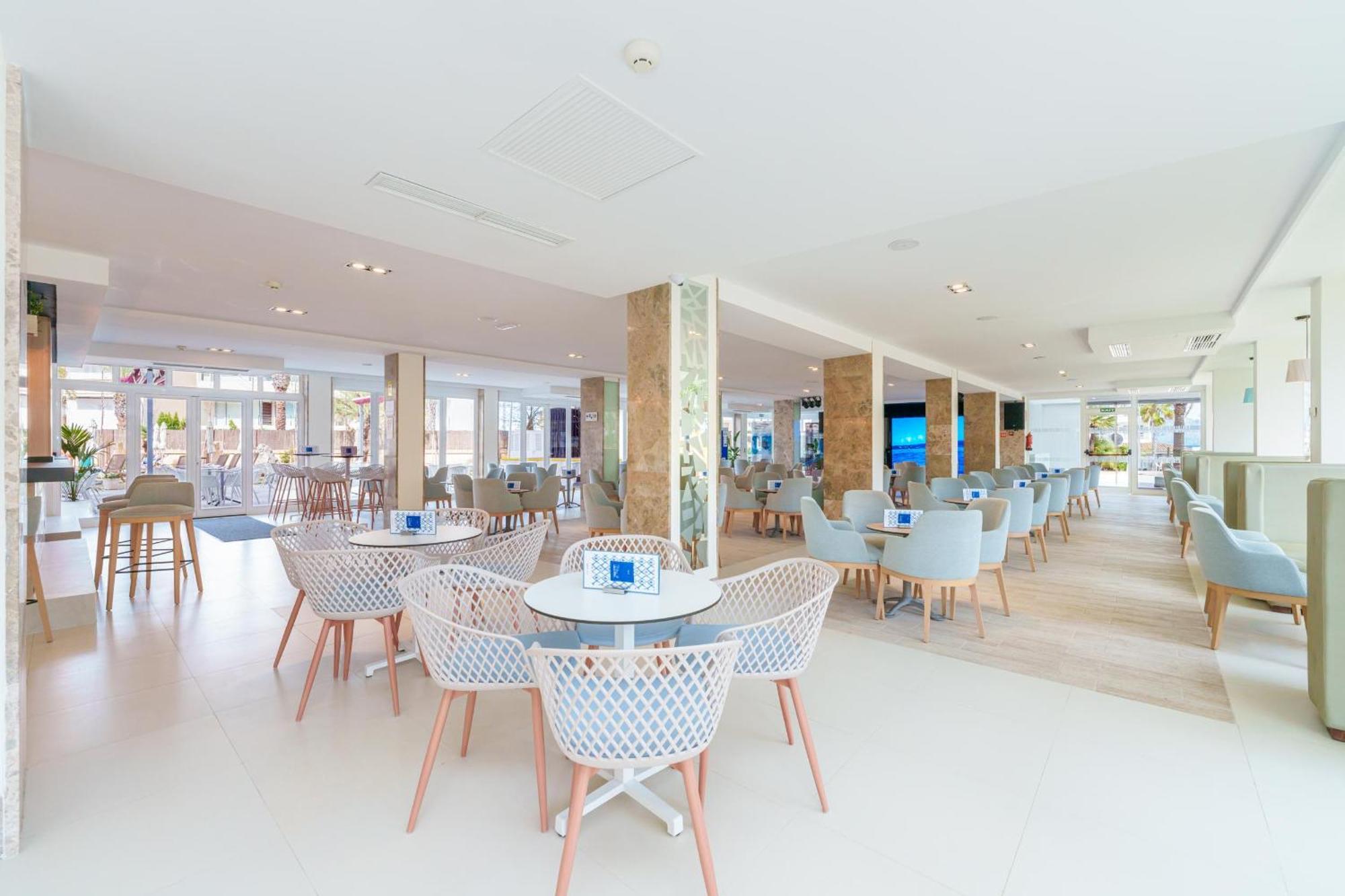 Ferrer Janeiro Hotel & Spa Кан Пикафорт Екстериор снимка